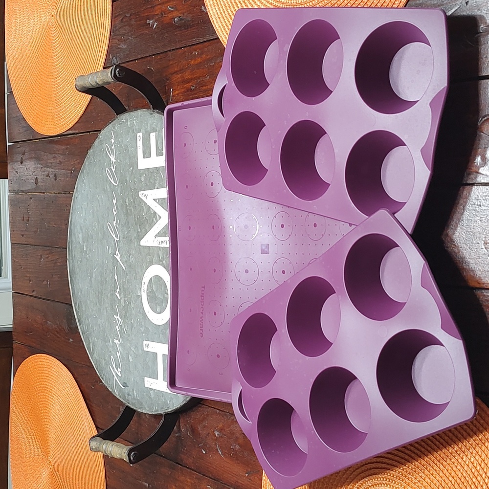Tupperware Silicone Baking Set of 3